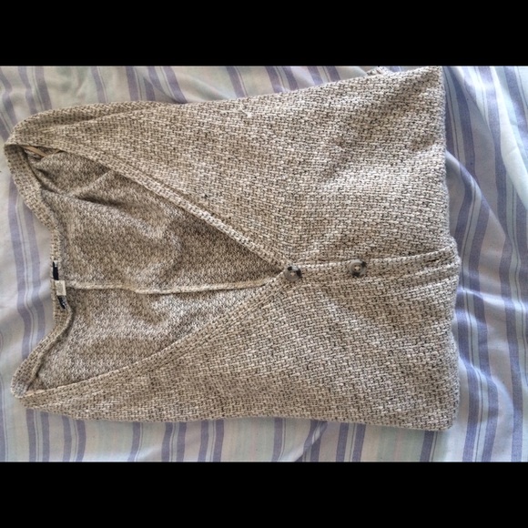 American Eagle Button Cardigan