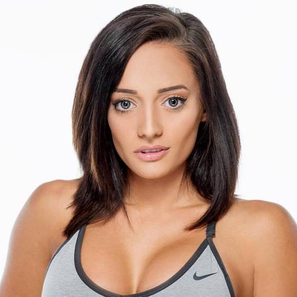 Meet your Posher, Jayde