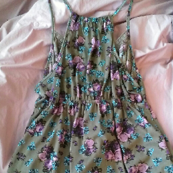 Floral Flowying Tank Top - Picture 3 of 4