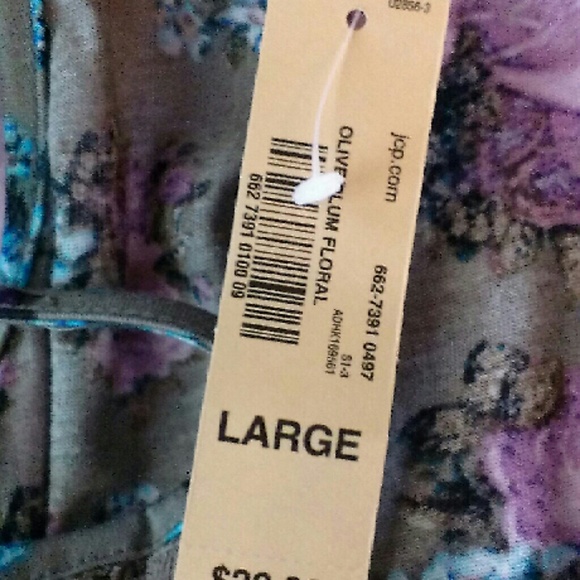 Floral Flowying Tank Top - Picture 4 of 4