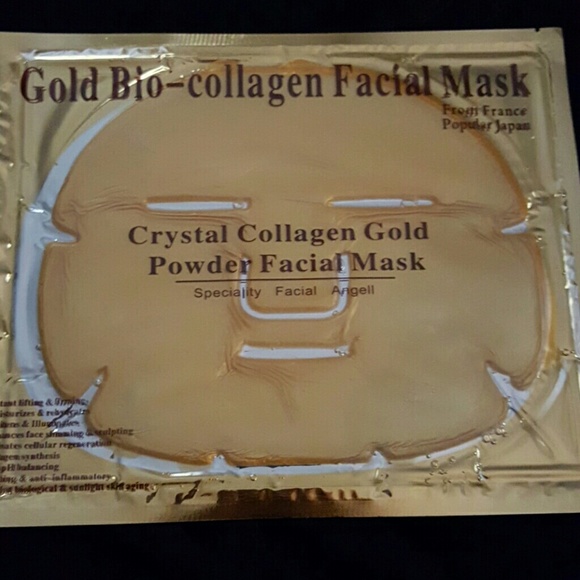 Gold collagen face mask bundle.