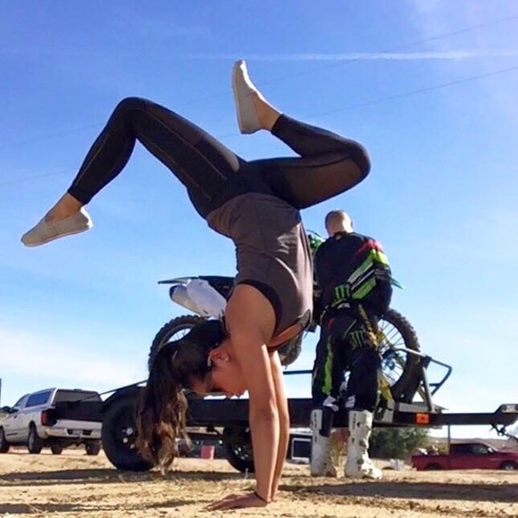 LULULEMON mesh pants