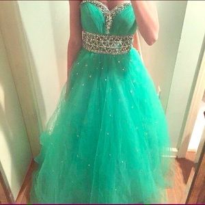 Never worn prom dress!