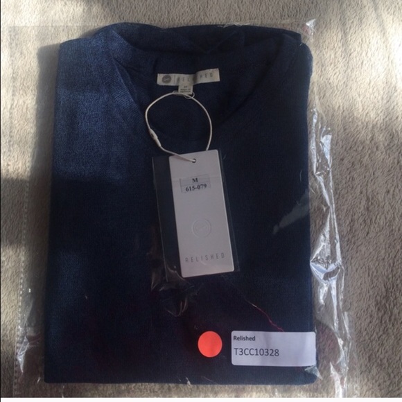 Relished Jacinthe Navy  Lace Sleeve Top - Picture 3 of 4