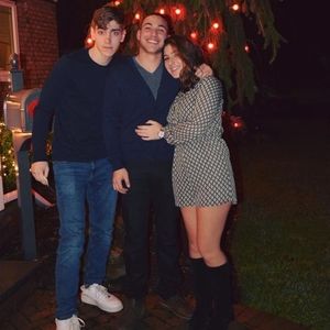 Meet your Posher, Isabella