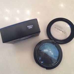 ⬇️FINAL PRICE ⬇️BNIB! M•A•C "heaven & earth"