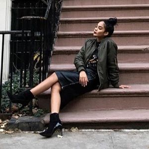 Meet your Posher, Christine