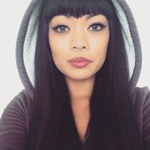 Meet your Posher, Venus