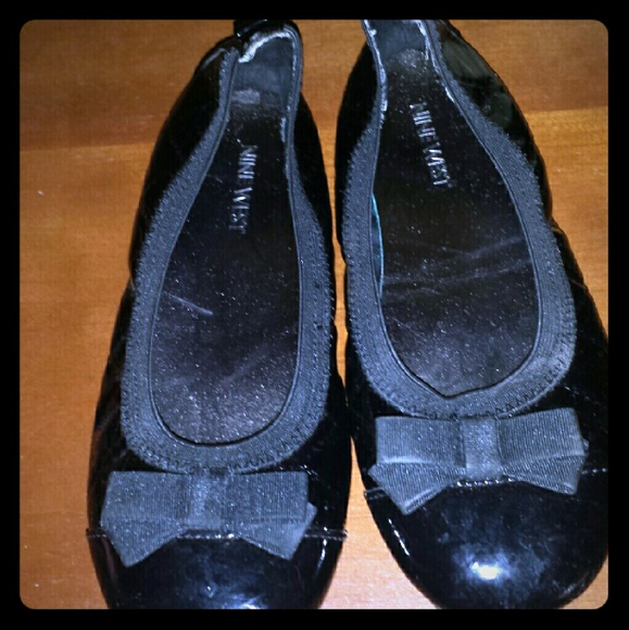 Girls beautiful black slip on dress shoes