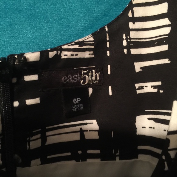 East 5th Sz 6P dress black/white sun sleeveless - Picture 3 of 4