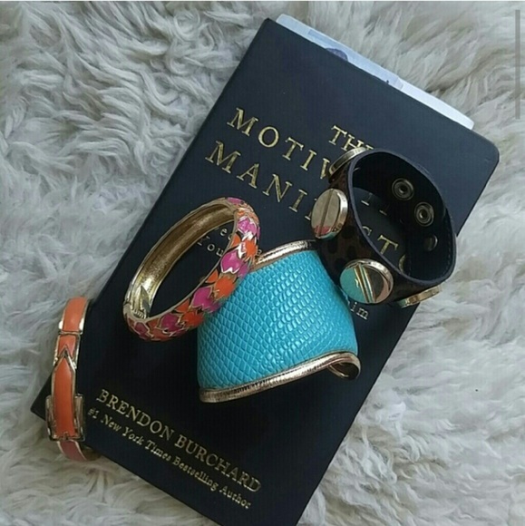 Bracelet bundle.. - Picture 3 of 3