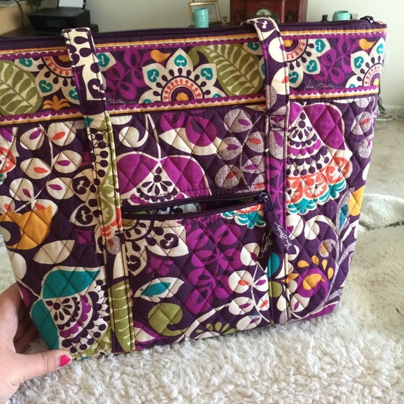 Vera Bradley villager tote in plum crazy