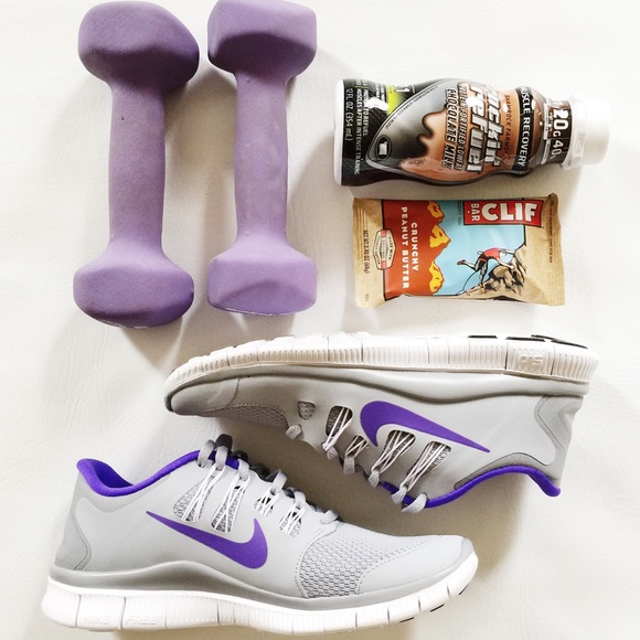 Nike Shoes - ▪️SALE▪️Nike Free 5.0 V2