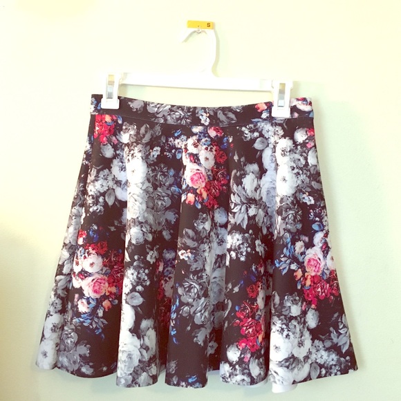Never Worn Flowered Skirt