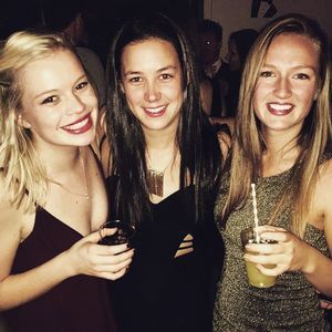 Meet your Posher, Toria