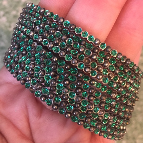 23 silver/green stackable bracelets - Picture 4 of 4