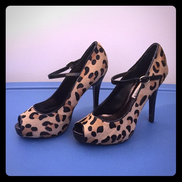 Steve Madden heels.. Size 6 - Picture 1 of 1