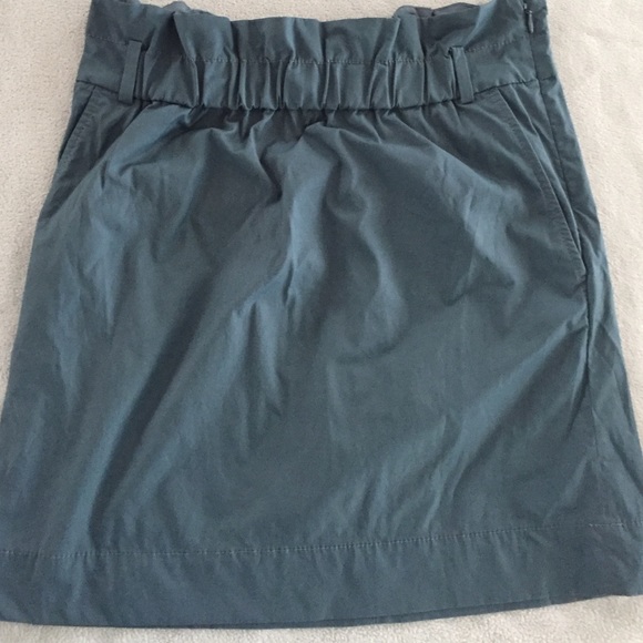 Like new Banana Republic spring Skirt - Picture 1 of 3