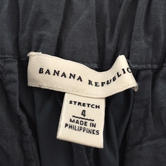 Like new Banana Republic spring Skirt - Picture 2 of 3