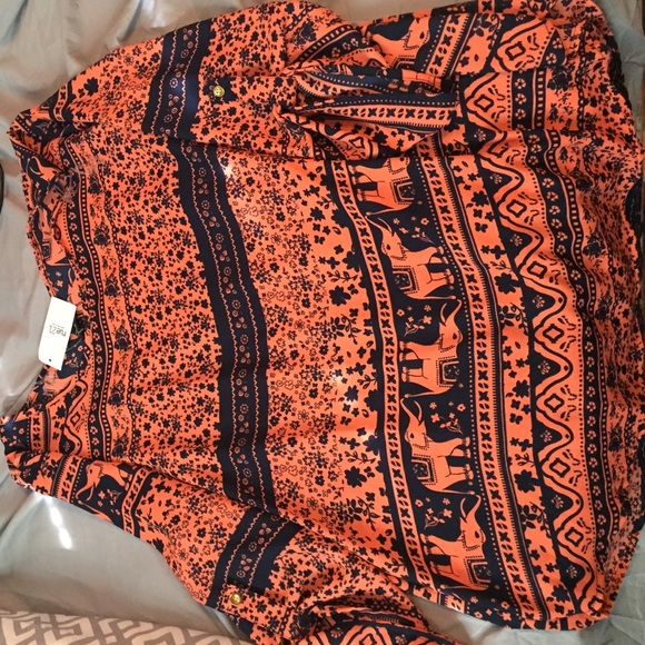 New with tags 3/4 sleeve top - Picture 1 of 3