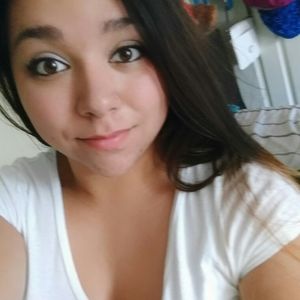 Meet your Posher, Ana