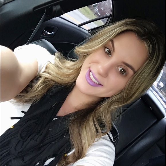 Meet your Posher, Alexa