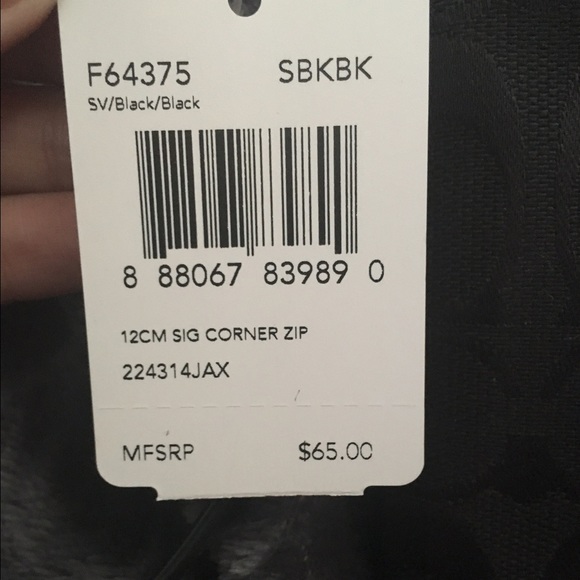 Coach wristlet/wallet - Picture 2 of 3