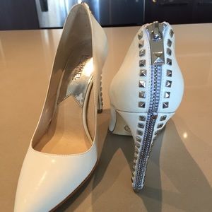Michael kors pumps