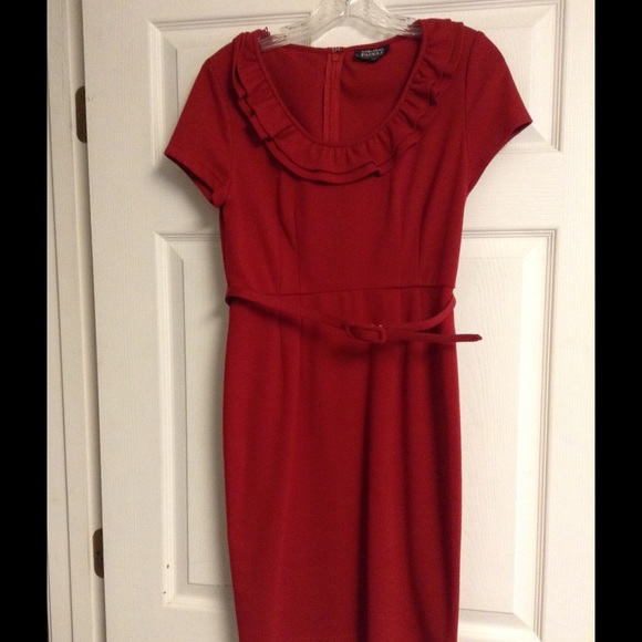 Adrianna Papell cap sleeve dress with belt