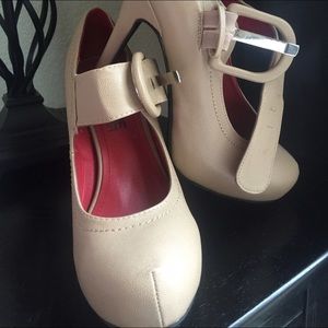 Madeline girl pumps