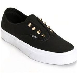 ❤️HP❤️ Black Gold Studded Vans!