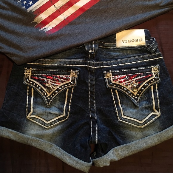 Vigoss shorts. Size 0. 3 1/2 inch inseam