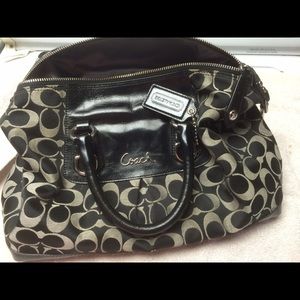 Gorgeous coach purse!