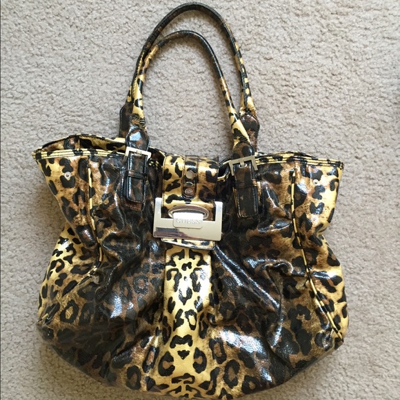 🚫on reserve for Michelle🚫Guess purse