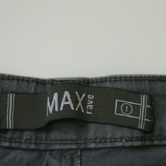 Max Rave Gray Shorts - Picture 3 of 3