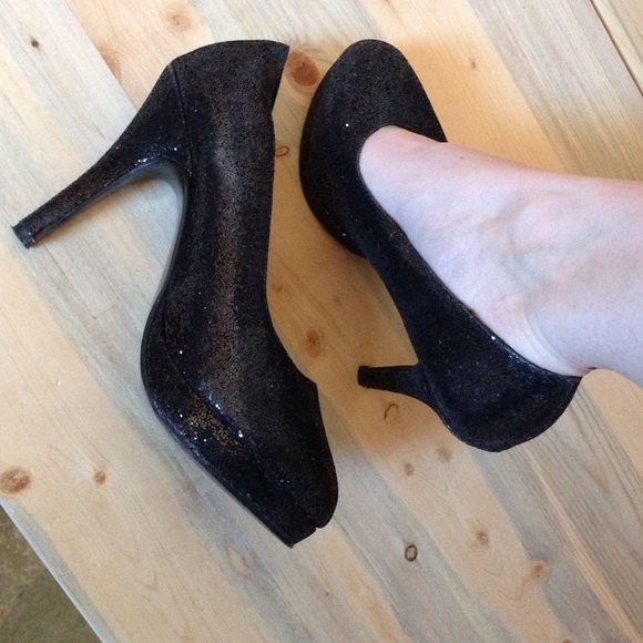 Shoes - Touch Ups heals