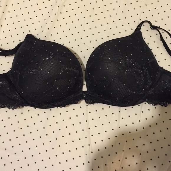 Victoria's Secret biofit bra