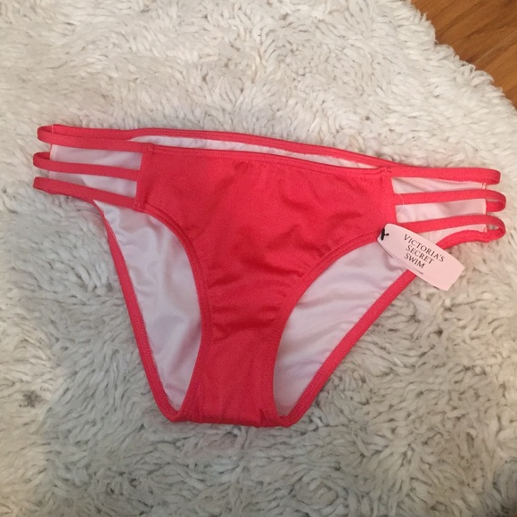 Victoria's Secret Other - NWT Victoria's Secret swim bottoms