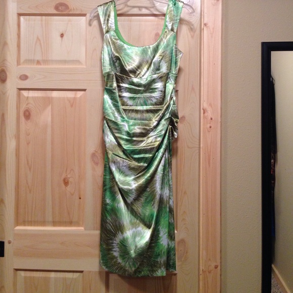 London Times Dresses & Skirts - Green dress