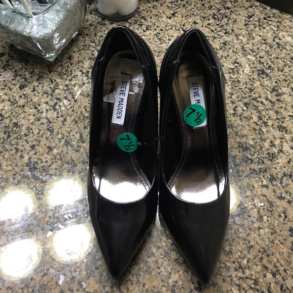 Steve Madden black heels
