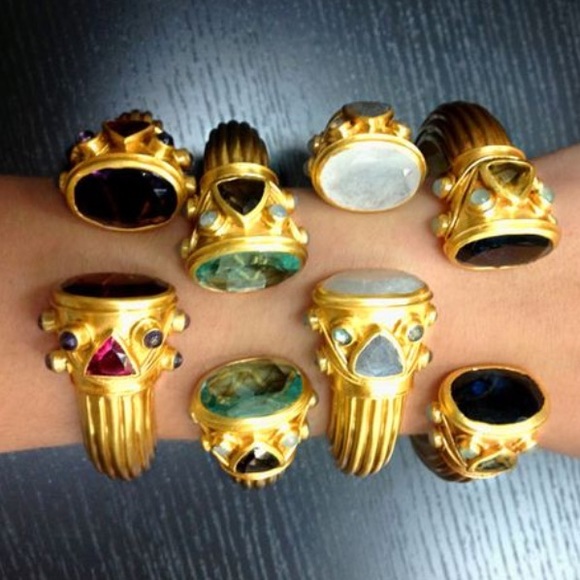 💥SOLD💥Julie Vos Hinged Baroque Labradorite Cuff - Picture 4 of 4