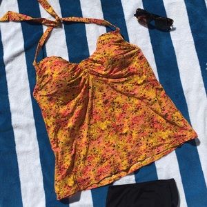 Lands End halter tankini top