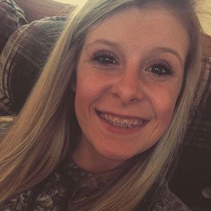 Meet your Posher, Beth