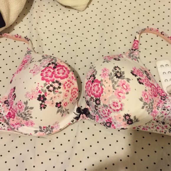 Victoria's Secret bra