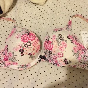 Victoria's Secret bra