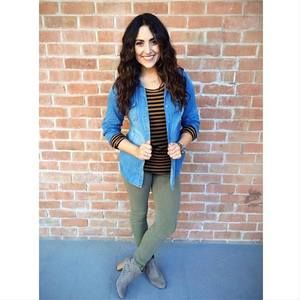 Meet your Posher, Devin