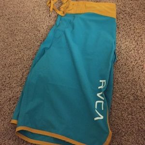 Men's swimming trunks