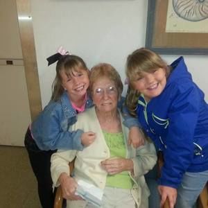 Meet your Posher, Lo