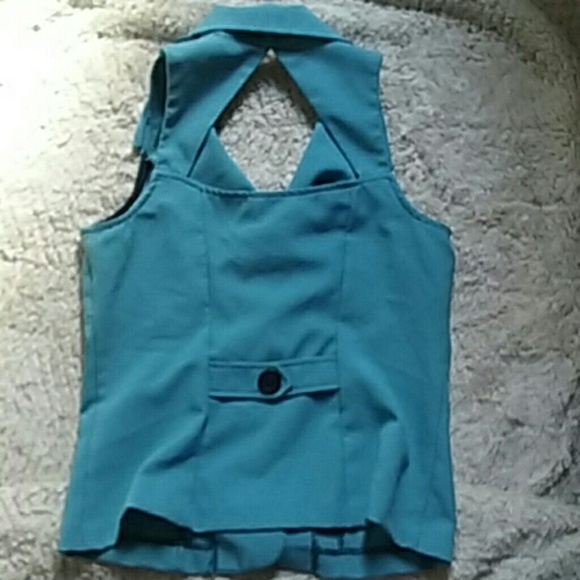 Sleeveless jacket - Picture 2 of 4