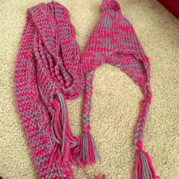 Scarf and beanie set